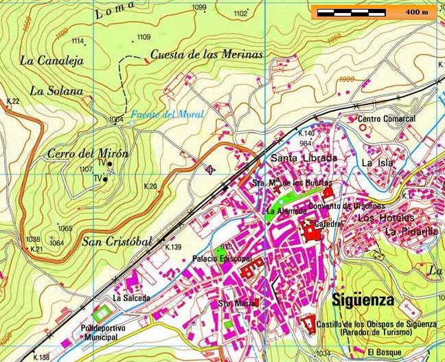 Plano topográfico de Sigüenza centrado sobre el Cerro de la Horca, kilómetro 20 de la actual carretera CM-110 que comunica la ciudad con el norte. El lugar está situado frente a la ciudad, siendo visible desde cualquier punto de la misma.