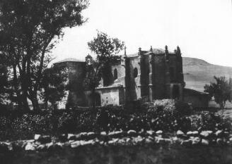 Fotografía antigua de la ermita de Nuestra Señora de los Huertos, antes de que se construyese un convento adosado a la misma y se urbanizase el entorno