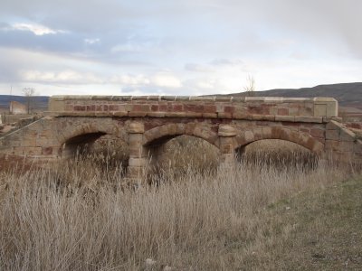 Vista del puente desde su lado oeste