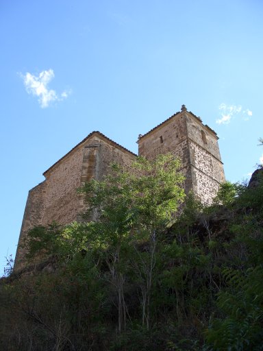 Vista desde el exterior de la iglesia de Santa María Magdalena, en Santamera